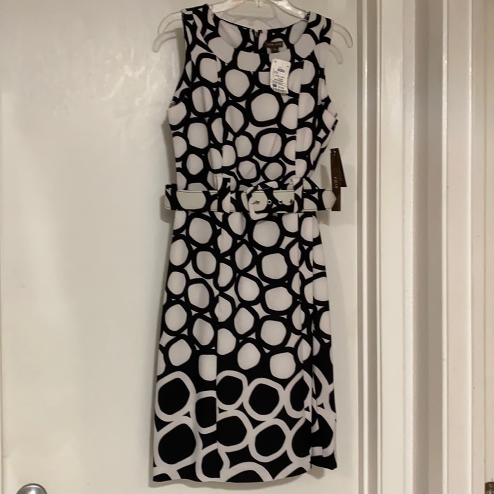 New dress never worn black and white with belt